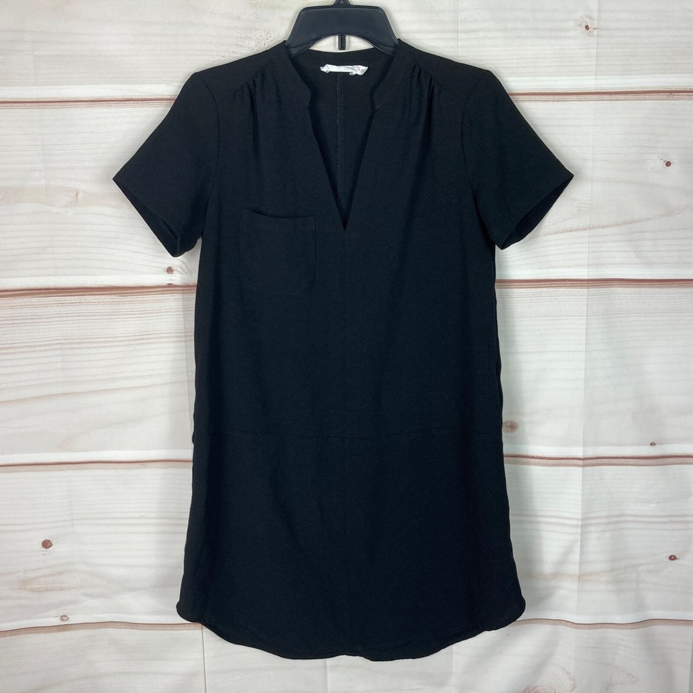 Lush Dress Womens XS Black Short Sleeve Shift V-Neck Pullover Pocket Stretch